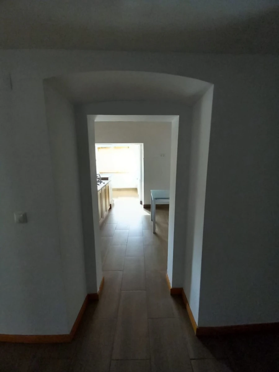 Moradia T4 para Venda em Sé e São Lourenço Foto 18