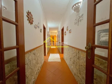 Moradia T7 para Venda em Tavarede
