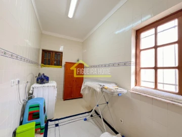 Moradia T7 para Venda em Tavarede