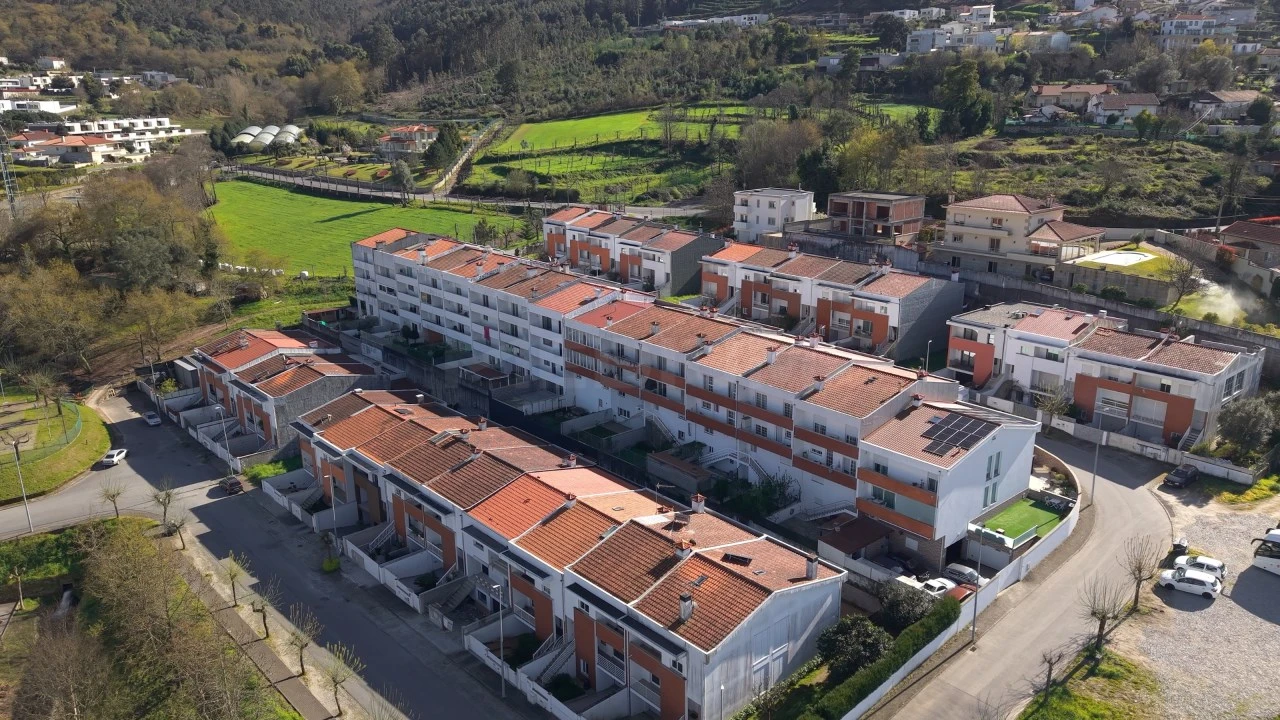 Moradia T3 para Venda em Este (São Pedro e São Mamede) Foto 29