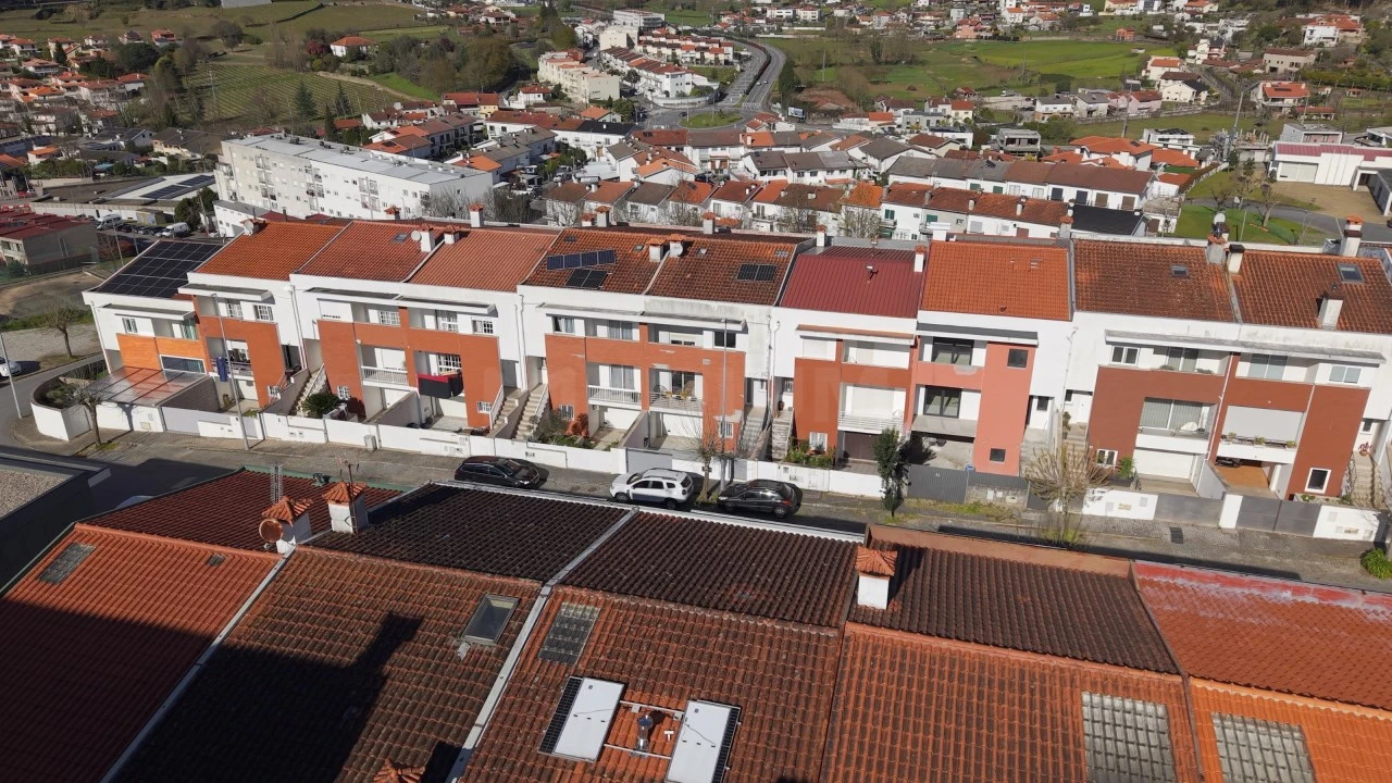 Moradia T3 para Venda em Este (São Pedro e São Mamede) Foto 32