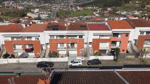 Moradia T3 para Venda em Este (São Pedro e São Mamede)
