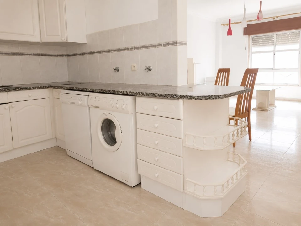 Apartamento T2 para Venda em Algueirão-Mem Martins Foto 4