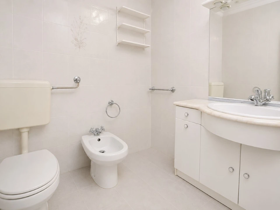 Apartamento T2 para Venda em Algueirão-Mem Martins Foto 12