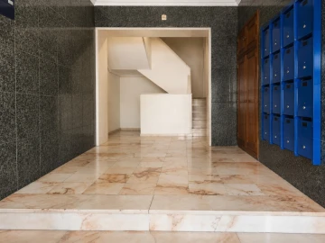 Apartamento T2 para Venda em Algueirão-Mem Martins