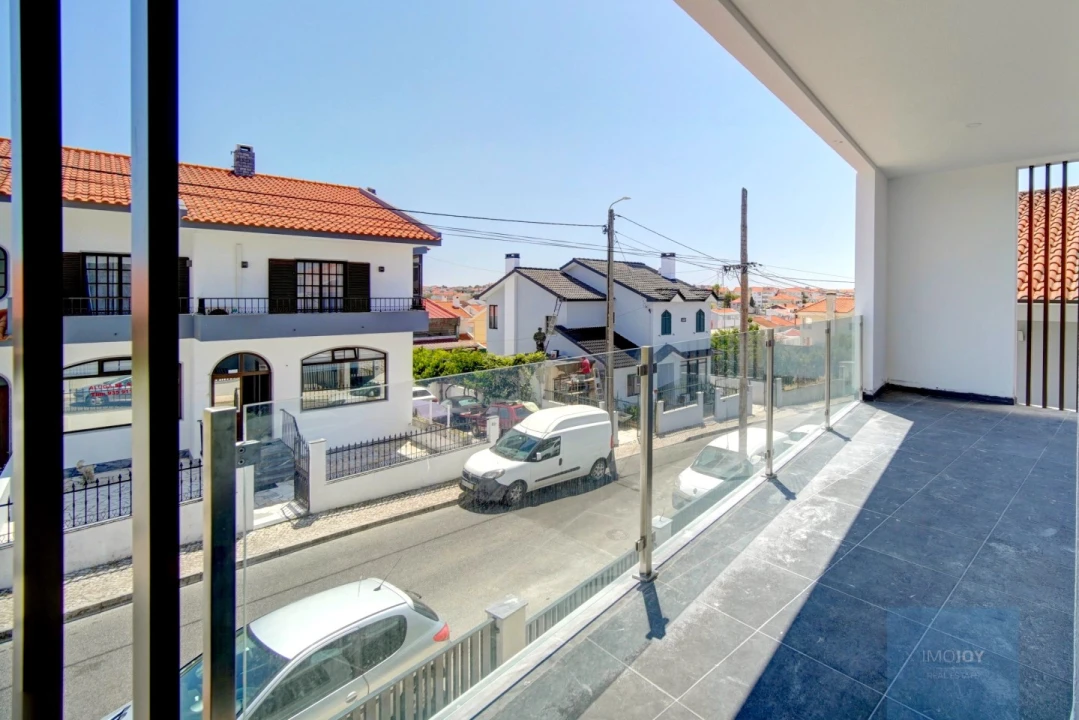 Moradia T3 para Venda em São Domingos de Rana Foto 31