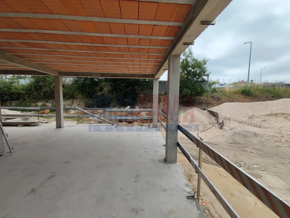 Moradia T3 para Venda em Ribeirão Foto 4