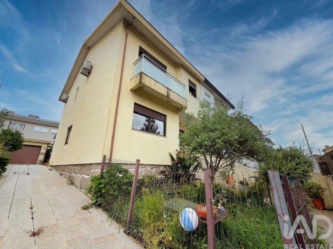 Moradia T3 para Arrendamento em Cidade da Maia Foto 13