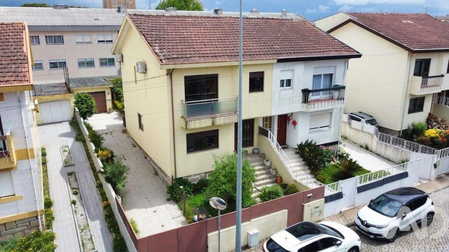 Moradia T3 para Arrendamento em Cidade da Maia