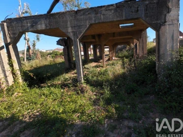 Terreno para Venda em Colmeias e Memória