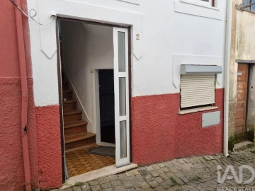 Moradia T2 para Venda em Folques