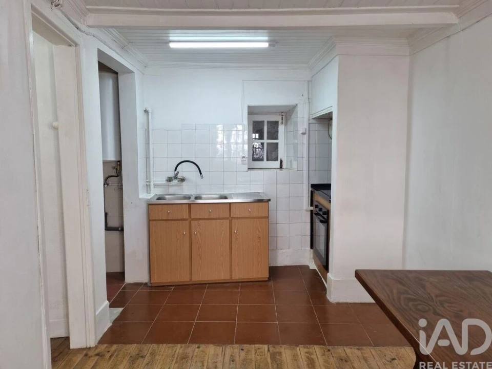 Moradia T2 para Venda em Folques Foto 13