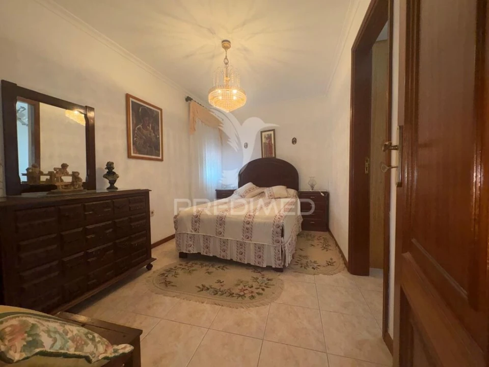 Apartamento T2 para Venda em Bouçoães Foto 7