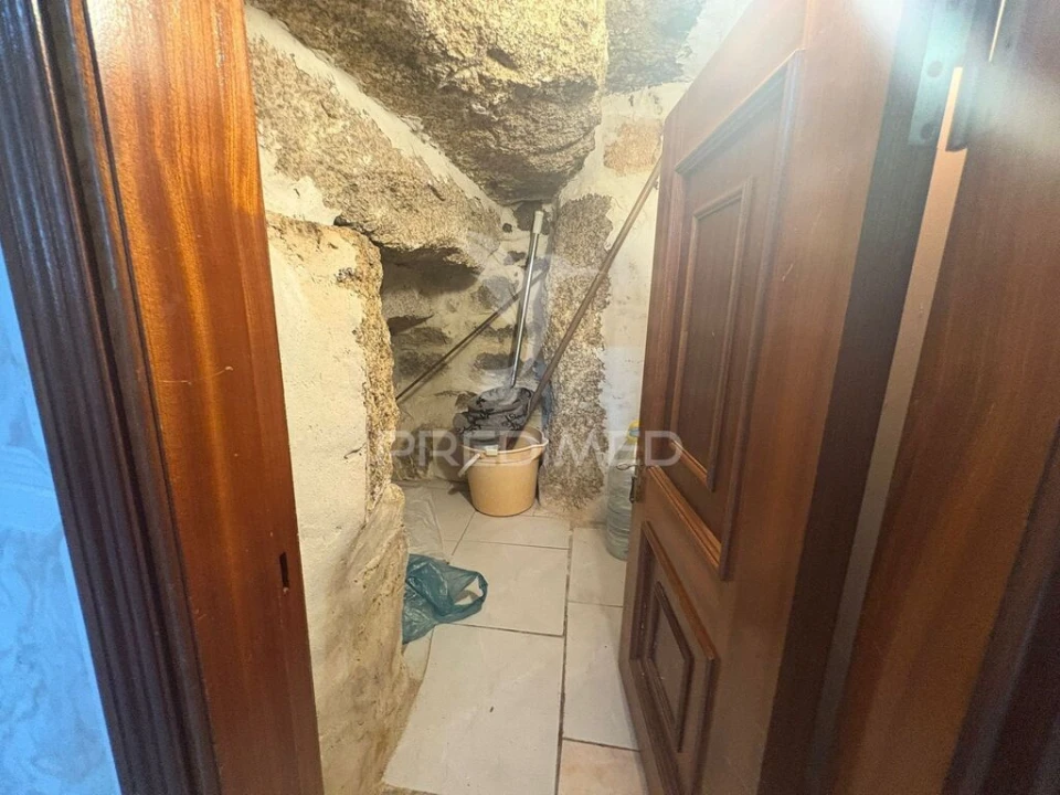 Apartamento T2 para Venda em Bouçoães Foto 15