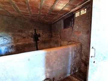 Quinta T6 para Venda em Colmeias e Memória