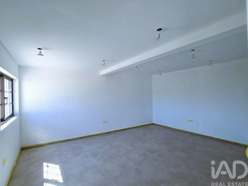 Quinta T6 para Venda em Colmeias e Memória Foto 30
