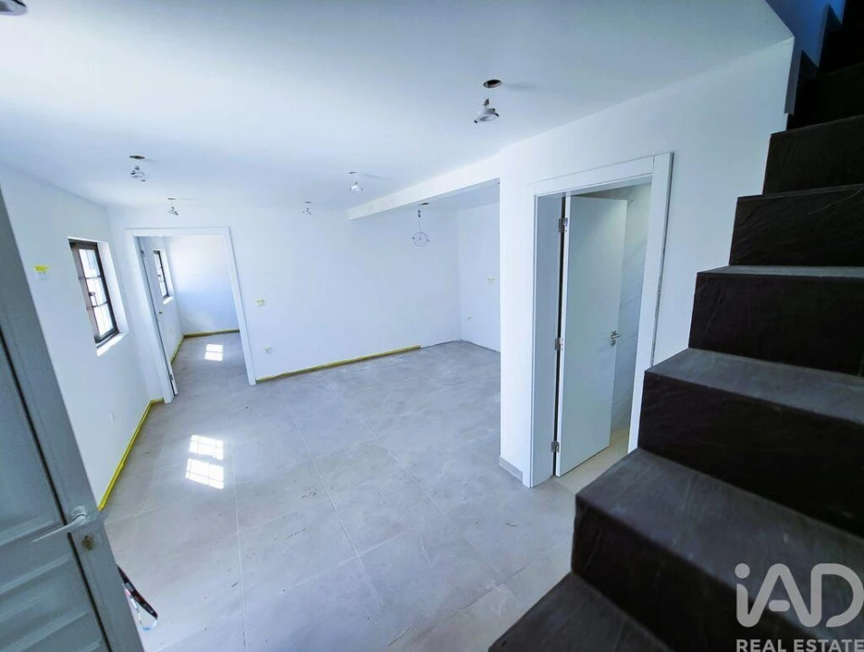 Quinta T6 para Venda em Colmeias e Memória Foto 26
