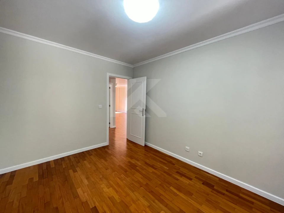 Apartamento T3 para Arrendamento em Funchal (São Pedro) Foto 15