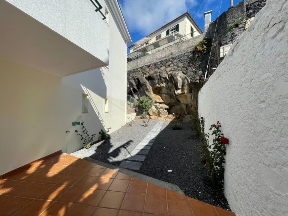 Apartamento T3 para Arrendamento em Funchal (São Pedro) Foto 25
