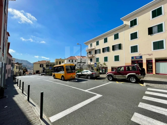 Apartamento T3 para Arrendamento em Funchal (São Pedro) Foto 31