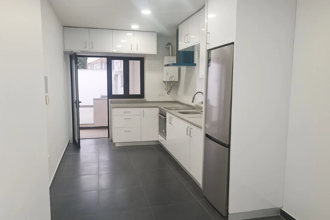 Moradia T2 para Venda em Esgueira Foto 6