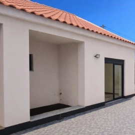 Moradia T2 para Venda em Esgueira