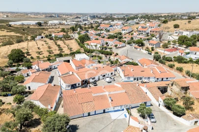 Moradia T1 para Venda em Santa Barbara de Padrões