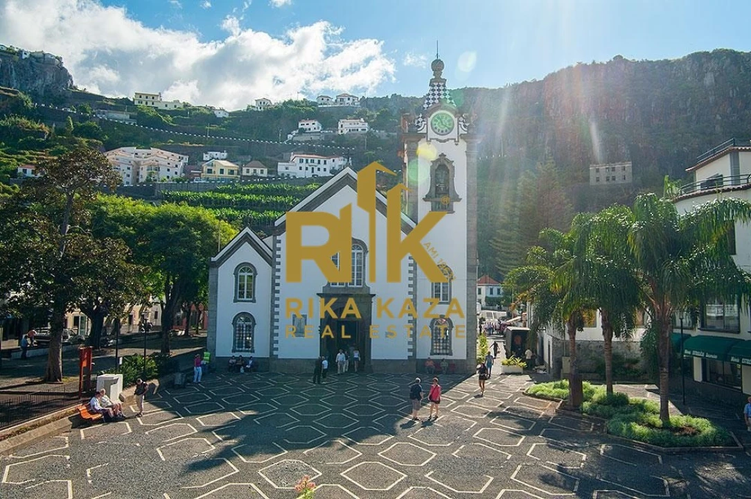 Terreno para Venda em Ribeira Brava Foto 9