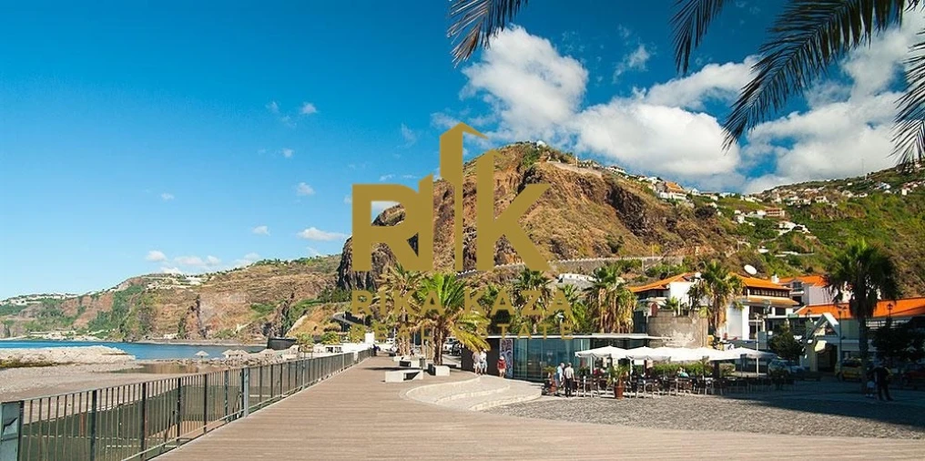 Terreno para Venda em Ribeira Brava Foto 6
