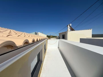 Moradia T2 para Venda em Loule (São Clemente)