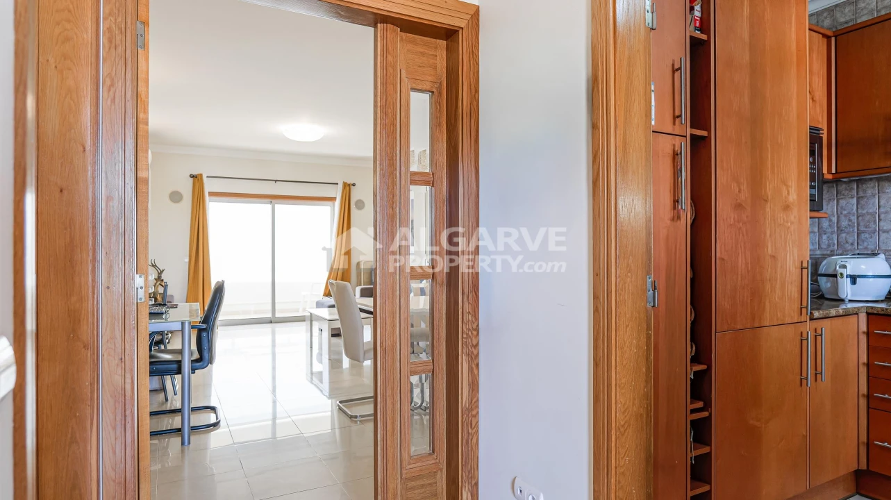 Apartamento T1 para Venda em Quarteira Foto 17