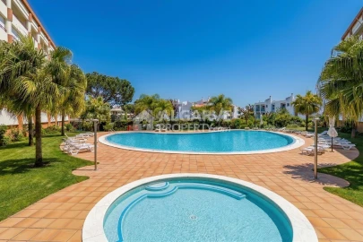 Apartamento T1 para Venda em Quarteira