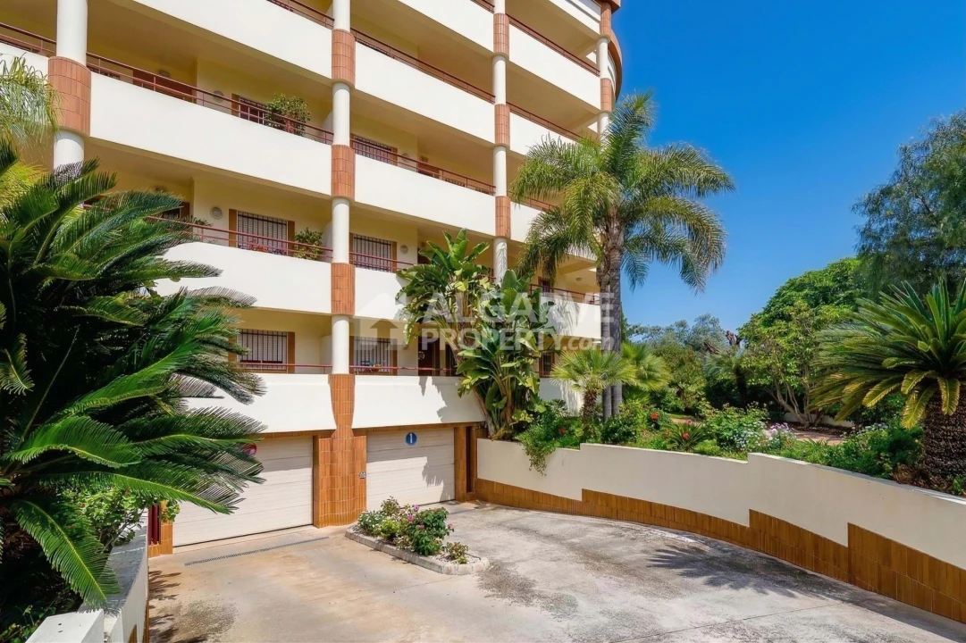 Apartamento T1 para Venda em Quarteira Foto 17