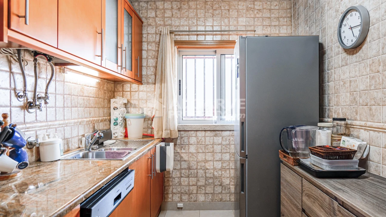 Apartamento T1 para Venda em Quarteira Foto 15