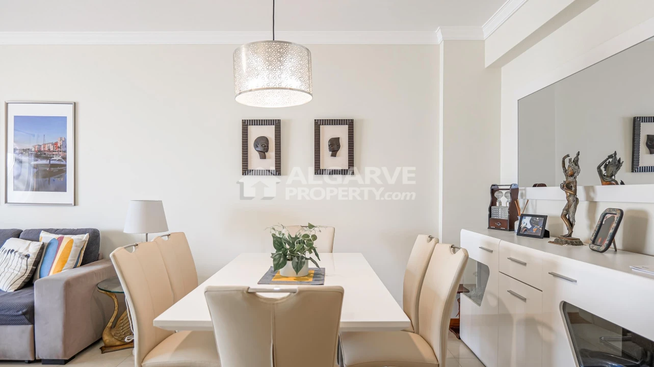 Apartamento T1 para Venda em Quarteira Foto 11