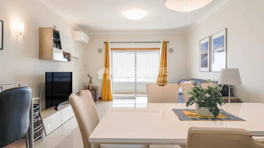 Apartamento T1 para Venda em Quarteira Foto 8
