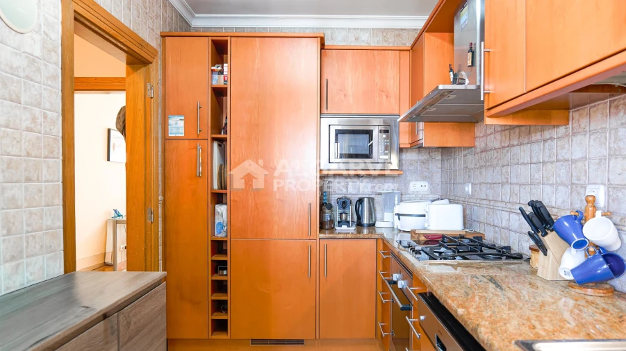Apartamento T1 para Venda em Quarteira Foto 16