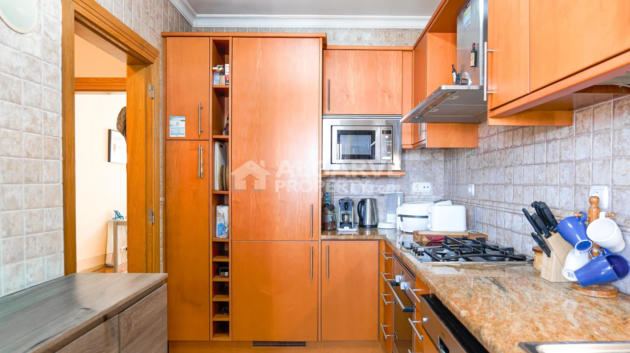Apartamento T1 para Venda em Quarteira Foto 16