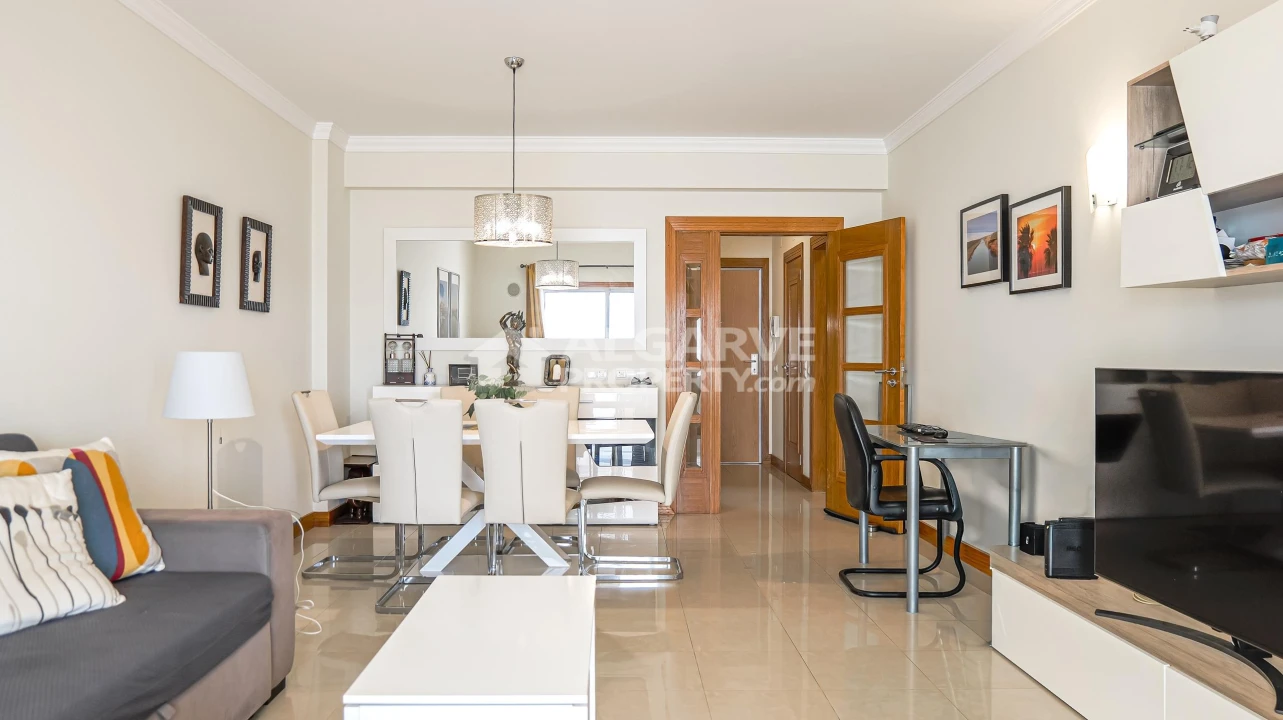 Apartamento T1 para Venda em Quarteira Foto 9