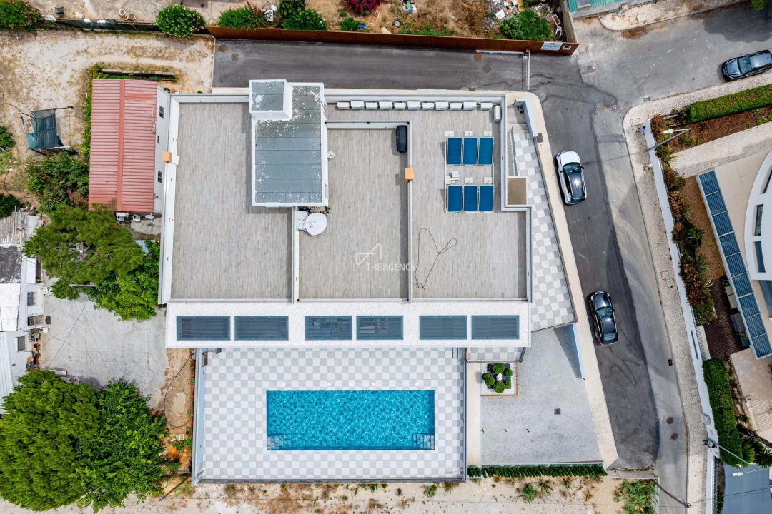 Apartamento T2 para Venda em Quarteira Foto 35