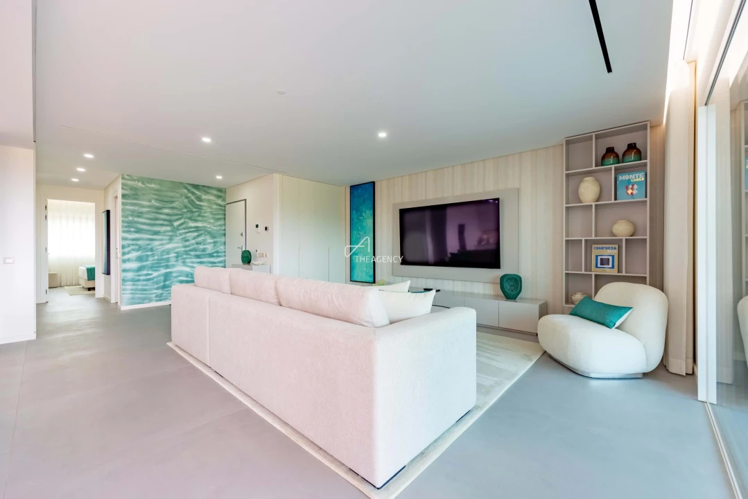 Apartamento T2 para Venda em Quarteira Foto 7