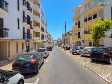 Apartamento T2 para Venda em Sesimbra (Santiago)
