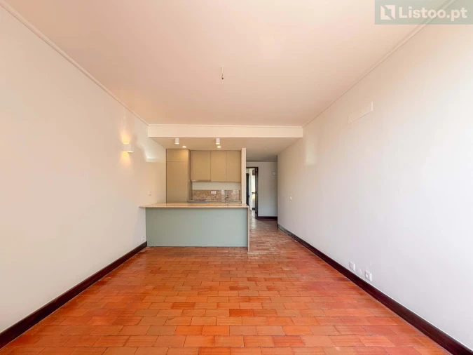 Apartamento T2 para Venda em Sesimbra (Santiago) Foto 8