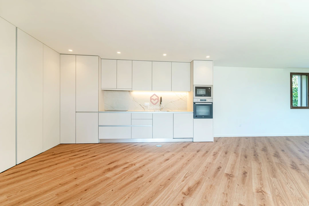 Apartamento T2 para Venda em Arcozelo Foto 4