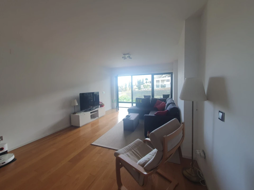 Apartamento T1 para Arrendamento férias em São Martinho Foto 16