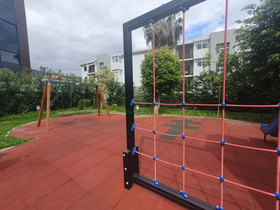 Apartamento T1 para Arrendamento férias em São Martinho Foto 12