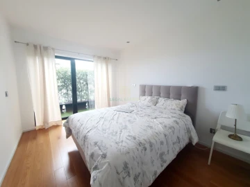 Apartamento T1 para Arrendamento férias em São Martinho