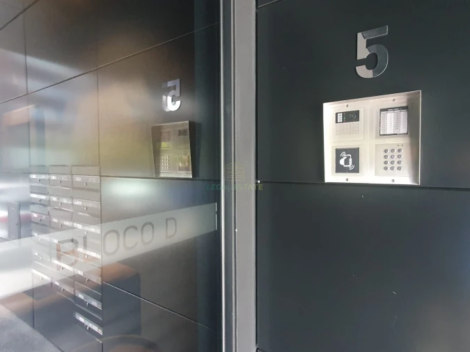 Apartamento T1 para Arrendamento férias em São Martinho Foto 13