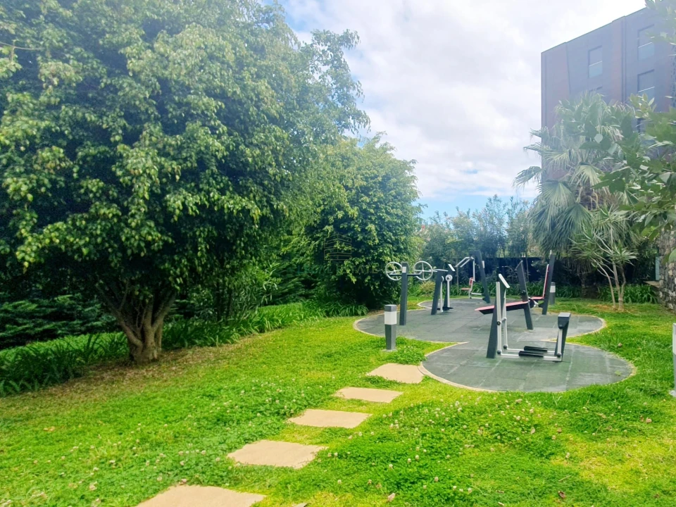 Apartamento T1 para Arrendamento férias em São Martinho Foto 10