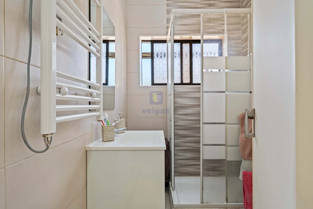 Apartamento T2 para Venda em Alto do Seixalinho, Santo André e Verderena Foto 18